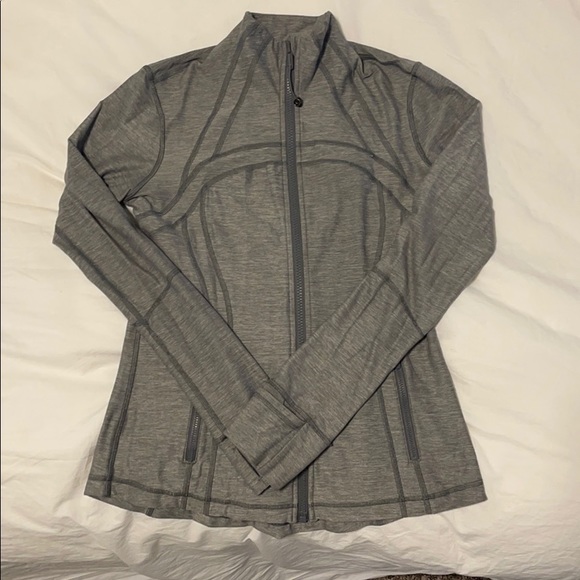 LULULEMON jacket sz 8 - Picture 2 of 6